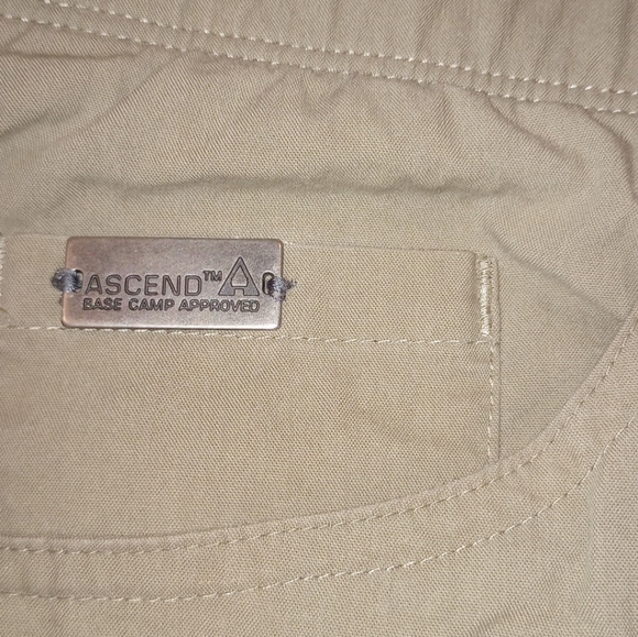 ASCEND Mens Beige, Gray ,Khaki  Pants Sizes 36W x 34L - Picture 10 of 10